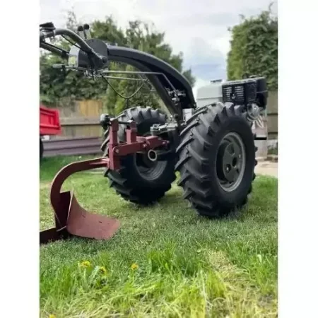 Мотоблок New Sich series Pilot Мотор Сич Honda 9 л.с  (Колеса 6-12 индия)